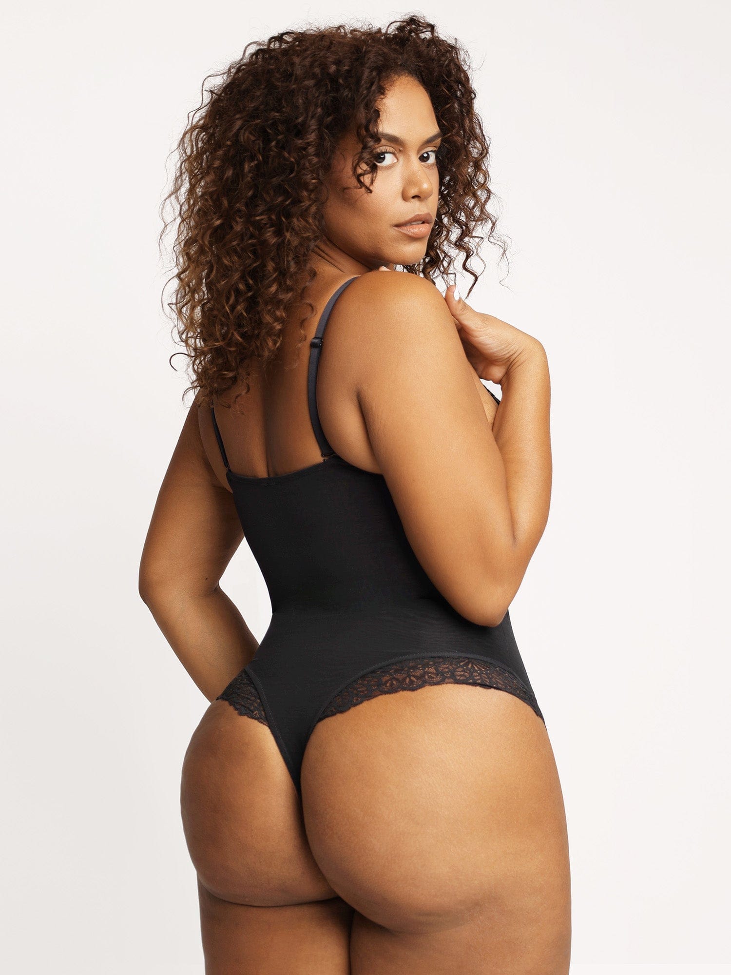 1+1 GRATIS! NINA™ | Figurformende Lingerie
