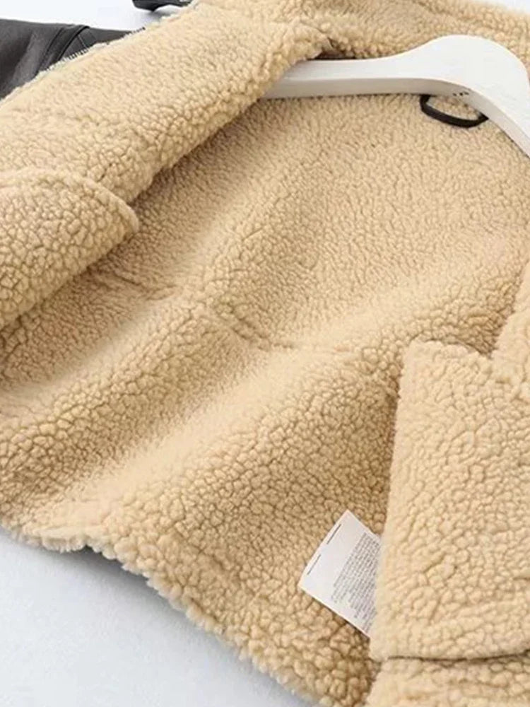 CosyChic™ | Cropped Teddy Lined Jacke