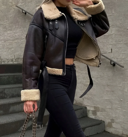 CosyChic™ | Cropped Teddy Lined Jacke