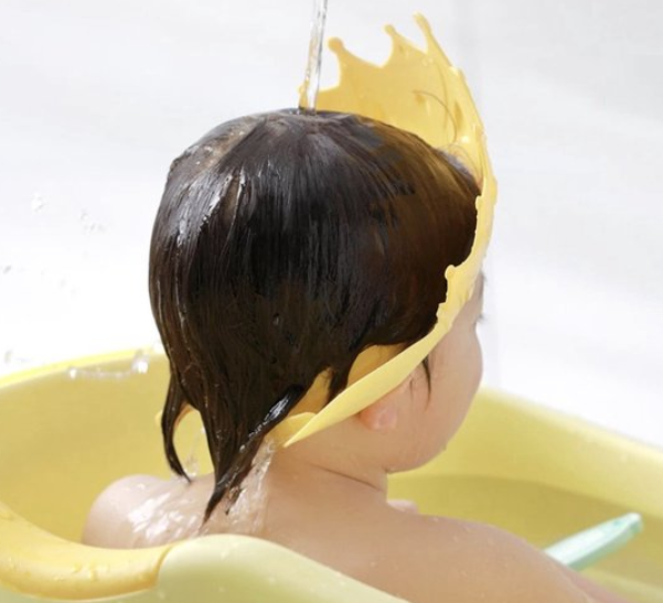 ShampooCrown™ |Verhindert, dass Wasser und Shampoo in die Augen von Kindern gelangen!