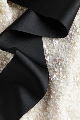 Ira Elegance™ | Das Kleid von Komfort und Stil